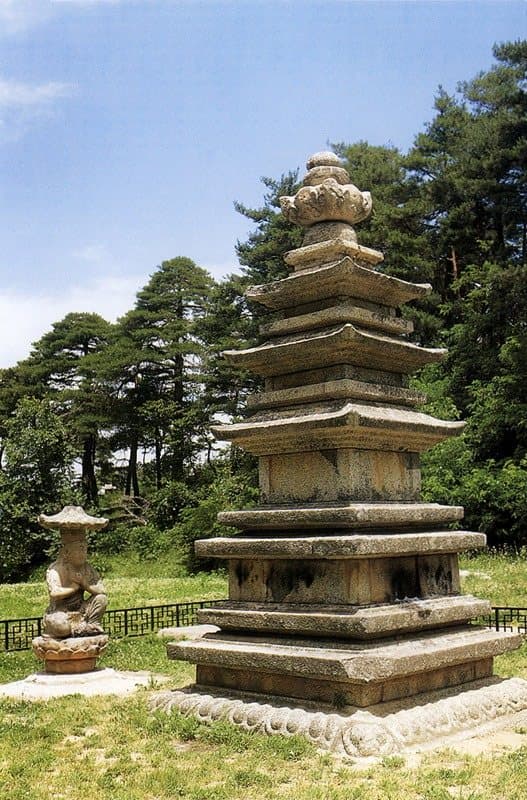 강릉 신복사지 — 강릉 신복사지 삼층석탑