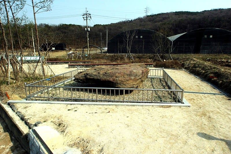 조남리 지석묘 — 조남리지석묘 전경